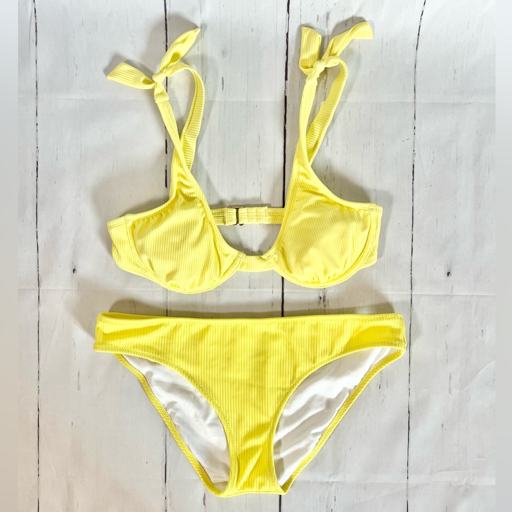 Yellow Underwire Bikini Set Medium Xhilaration Top Shade & Shore Bottoms